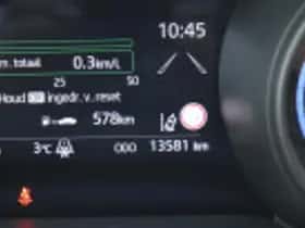 Toyota Yaris Cross (2024) thumbnail 63