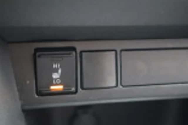 Toyota Yaris Cross (2024) thumbnail 67
