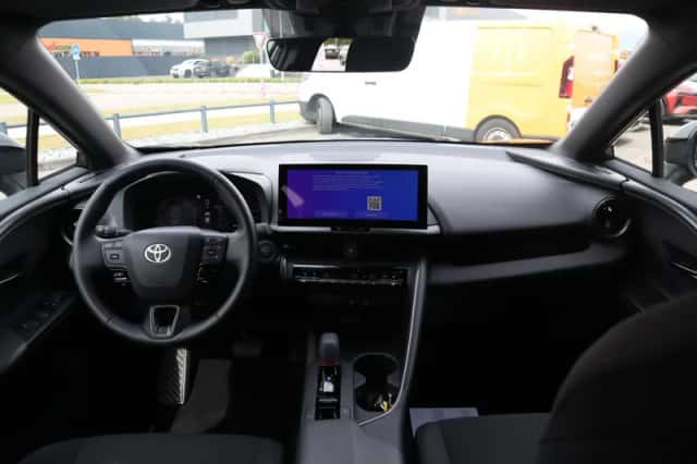 Toyota C hr (2024) thumbnail 25