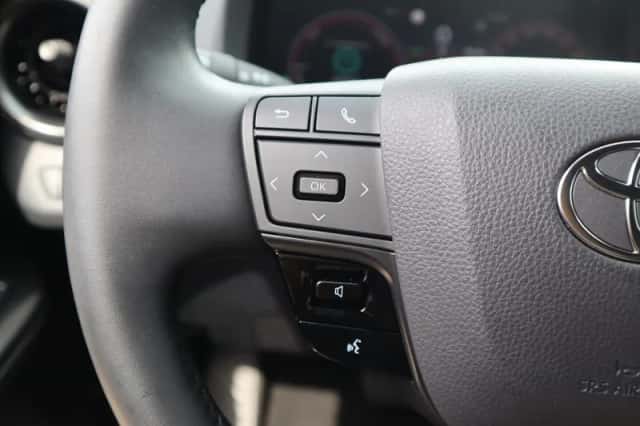 Toyota C hr (2024) thumbnail 29