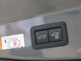 Toyota C hr (2024) thumbnail 48