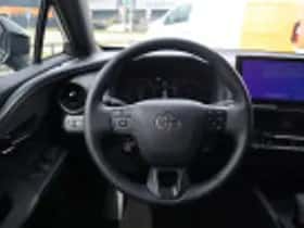 Toyota C hr (2024) thumbnail 62