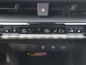 Toyota C hr (2024) thumbnail 73