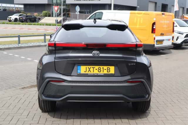 Toyota C hr (2024) thumbnail 10