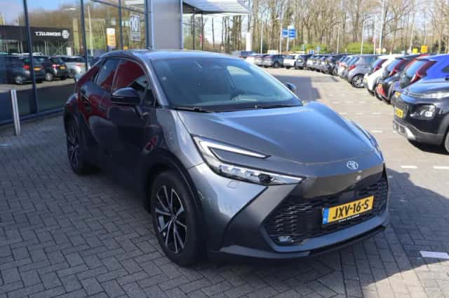 Toyota C hr (2024) thumbnail 16
