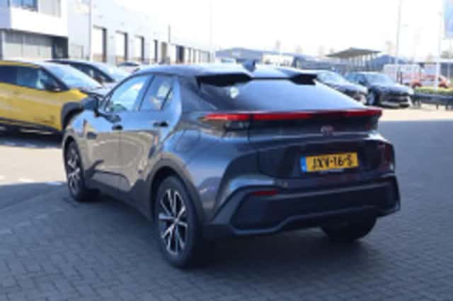 Toyota C hr (2024) thumbnail 3
