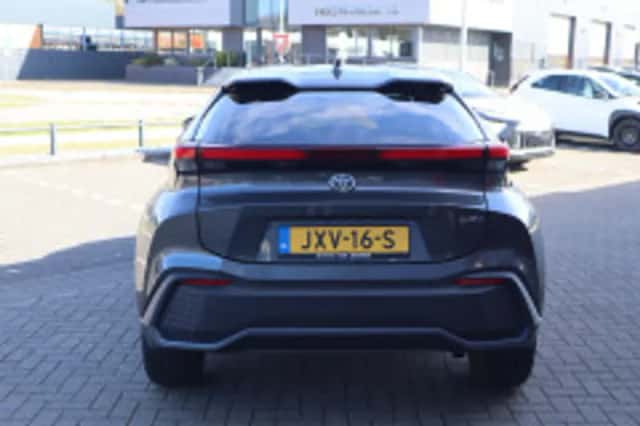 Toyota C hr (2024) thumbnail 4