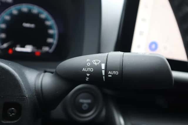 Toyota C hr (2024) thumbnail 33