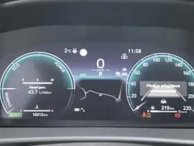 Toyota C hr (2024) thumbnail 35