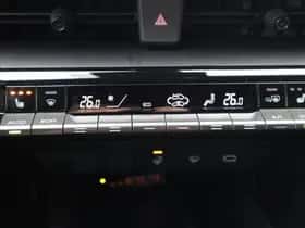 Toyota C hr (2024) thumbnail 42