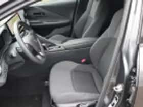 Toyota C hr (2024) thumbnail 62