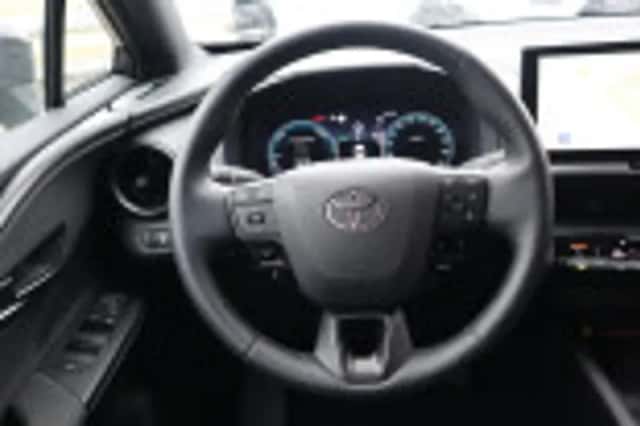 Toyota C hr (2024) thumbnail 65