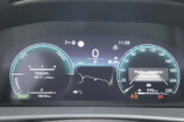 Toyota C hr (2024) thumbnail 74