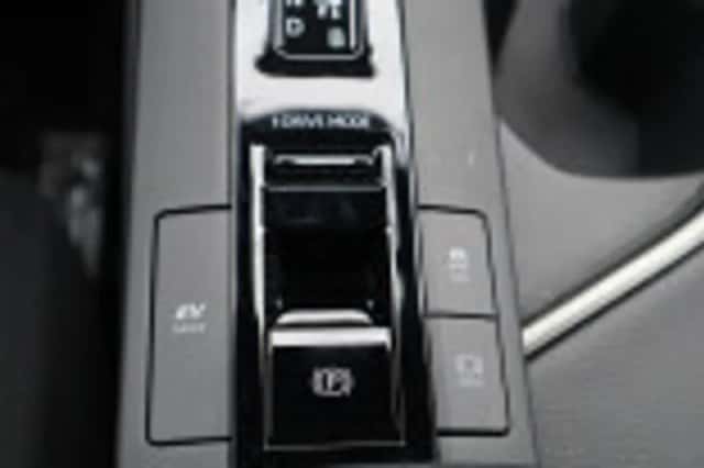 Toyota C hr (2024) thumbnail 76