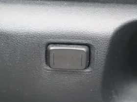 Toyota C hr (2024) thumbnail 28