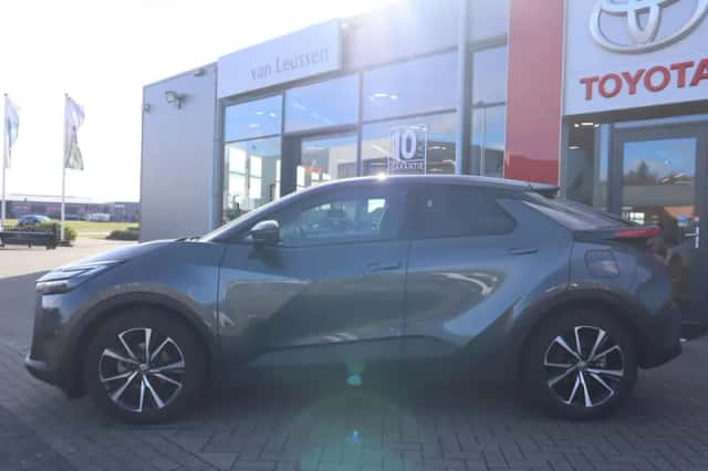 Toyota C hr (2024) thumbnail 8
