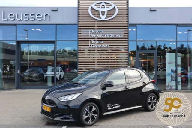 Toyota Yaris (2025) thumbnail 1