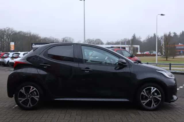 Toyota Yaris (2025) thumbnail 13