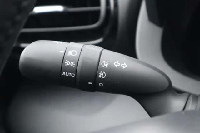 Toyota Yaris (2025) thumbnail 32