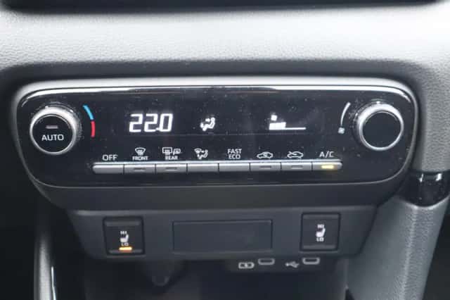 Toyota Yaris (2025) thumbnail 38