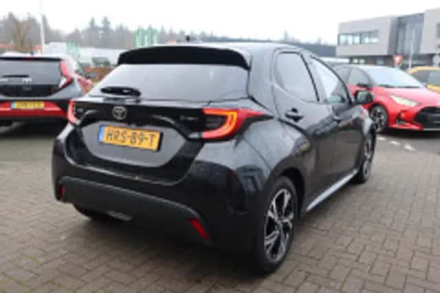 Toyota Yaris (2025) thumbnail 6