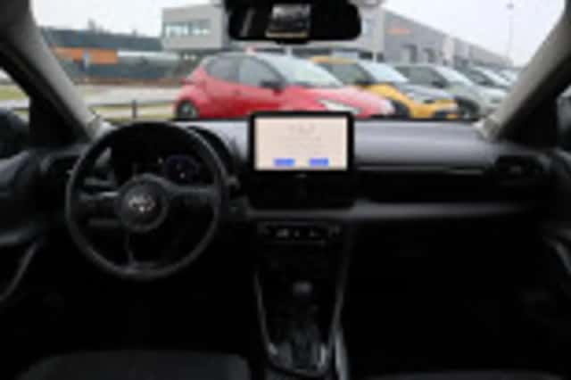 Toyota Yaris (2025) thumbnail 64