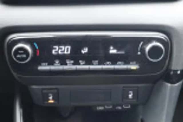 Toyota Yaris (2025) thumbnail 76