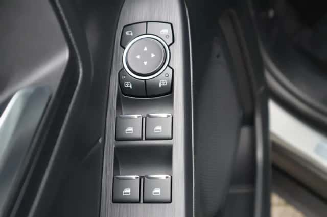 Ford Kuga (2026) thumbnail 32