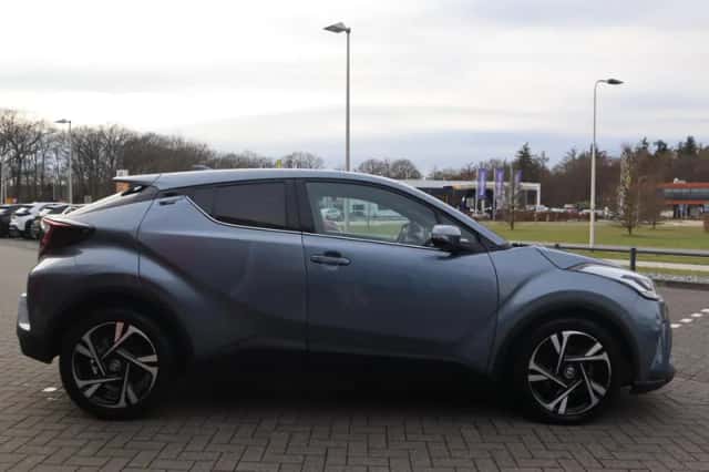 Toyota C hr (2023) thumbnail 13