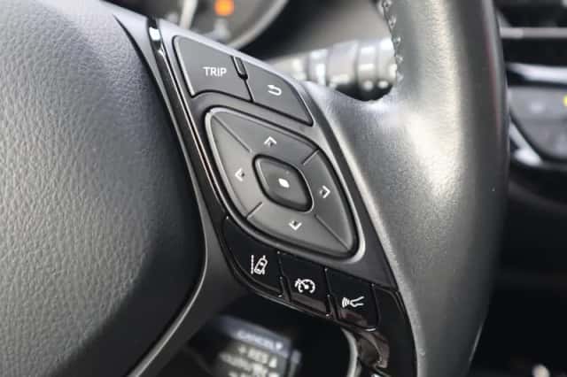 Toyota C hr (2023) thumbnail 32