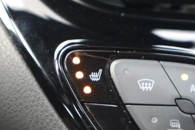 Toyota C hr (2023) thumbnail 41