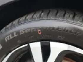 Toyota C hr (2023) thumbnail 59