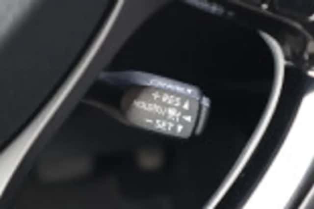 Toyota C hr (2023) thumbnail 72