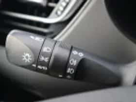 Toyota C hr (2023) thumbnail 73
