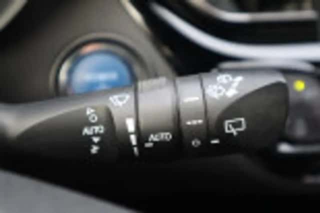 Toyota C hr (2023) thumbnail 74