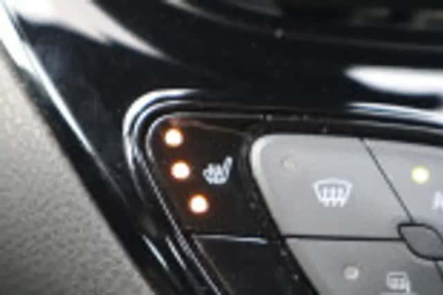 Toyota C hr (2023) thumbnail 80