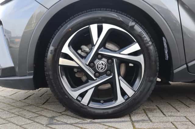 Toyota C hr (2023) thumbnail 18