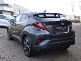 Toyota C hr (2023) thumbnail 3