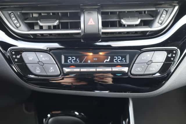 Toyota C hr (2023) thumbnail 36