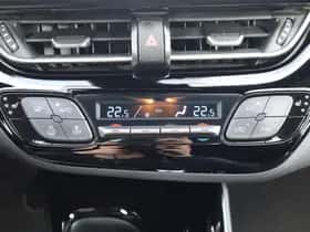 Toyota C hr (2023) thumbnail 36