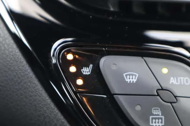 Toyota C hr (2023) thumbnail 37