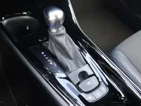 Toyota C hr (2023) thumbnail 39