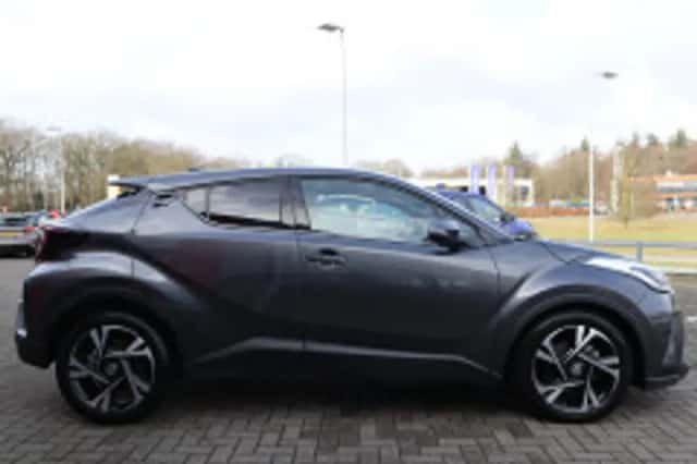 Toyota C hr (2023) thumbnail 6