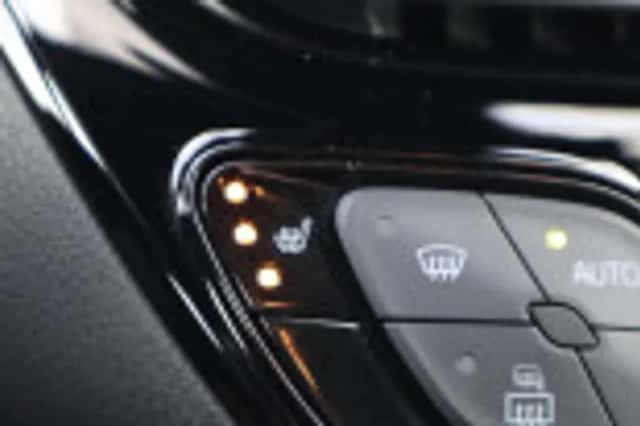 Toyota C hr (2023) thumbnail 73