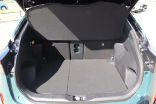 Toyota Yaris Cross (2026) thumbnail 6