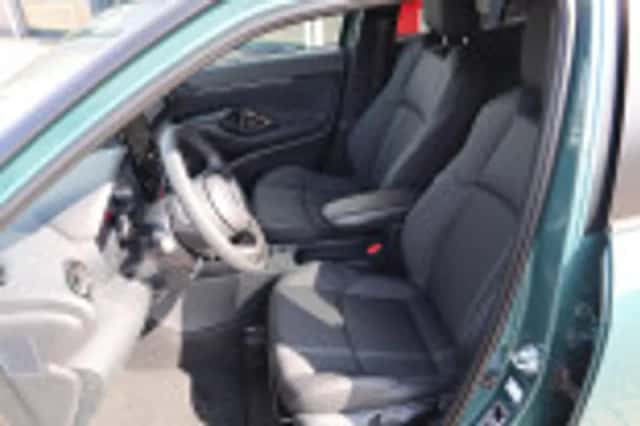 Toyota Yaris Cross (2026) thumbnail 63