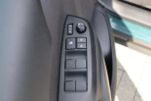 Toyota Yaris Cross (2026) thumbnail 67