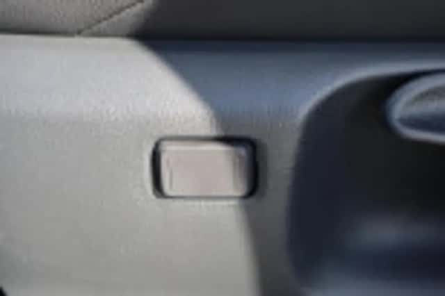 Toyota Yaris Cross (2026) thumbnail 68