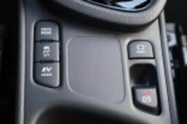 Toyota Yaris Cross (2026) thumbnail 79