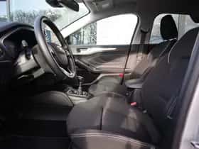Ford Focus (2024) thumbnail 21